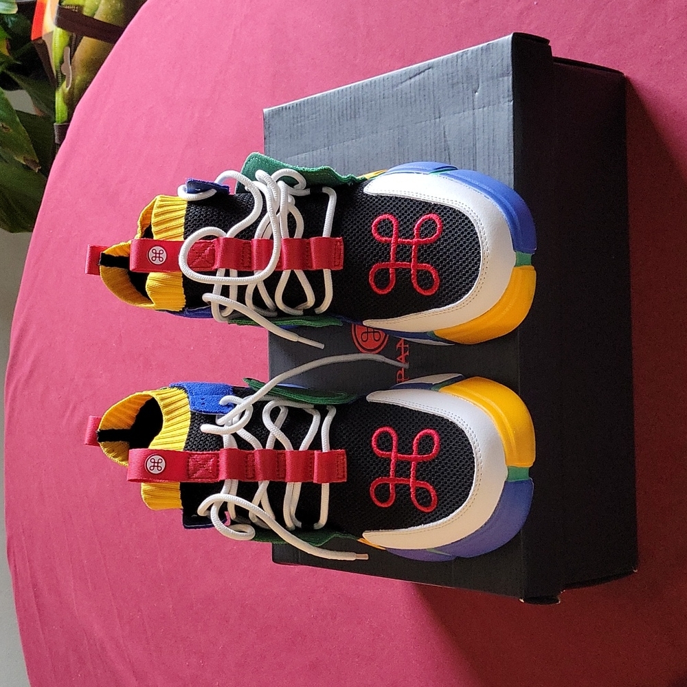 Men's sneaker - Picture 2 of 3